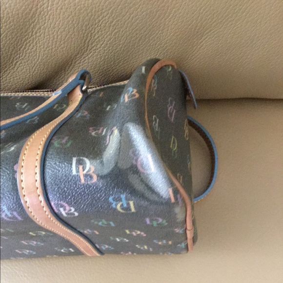 Dooney and Bourke vintage purse - Picture 6 of 6